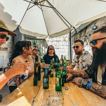 旅馆 Booze & Snooze Social