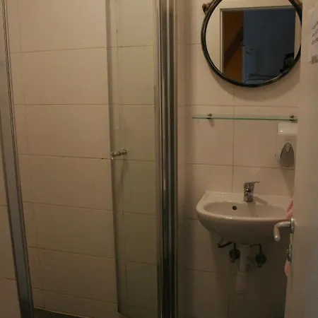 Booze & Snooze Social Split