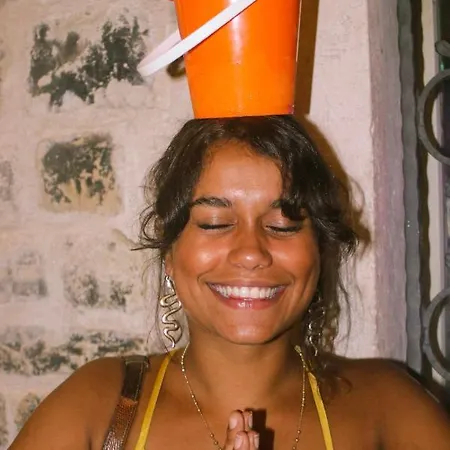 Booze & Snooze Social * Σπλιτ