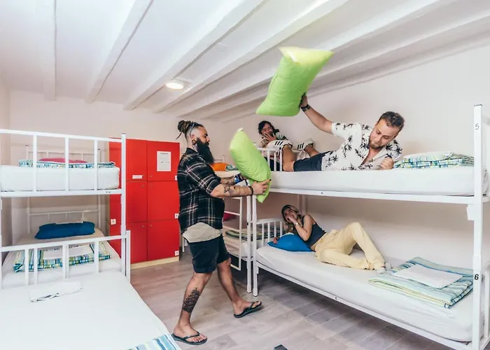 Booze & Snooze Social Hostel Split